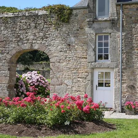 4 Bedroom Stunning In Gonneville-le-theil Feriehus *