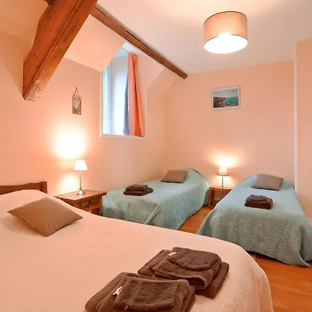 4 Bedroom Stunning In Gonneville-le-theil * Gonneville-Le Theil