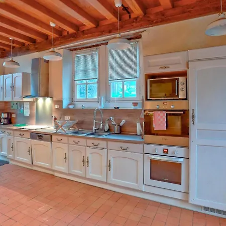 4 Bedroom Stunning In Gonneville-le-theil * Gonneville-Le Theil