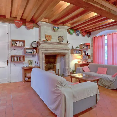 Casa de Férias 4 Bedroom Stunning In Gonneville-le-theil Gonneville-Le Theil