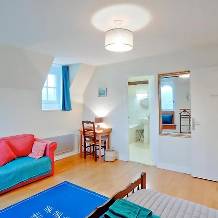 Feriehus 4 Bedroom Stunning In Gonneville-le-theil