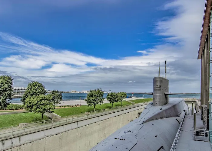 Beautiful In Gonneville-le-theil Tatil Evi