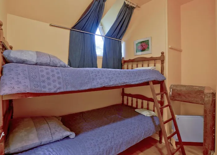 Beautiful In Gonneville-le-theil Tatil Evi